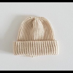 Hand knit baby beanie beige winter newborn